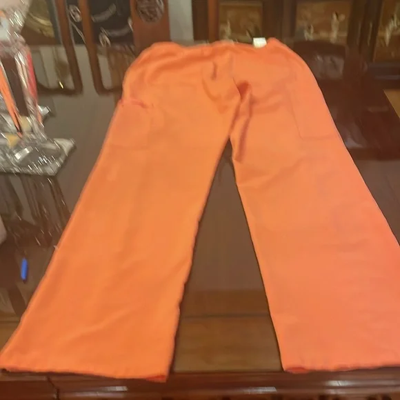 Dickies Scrubs Sets - Picture 9 of 9